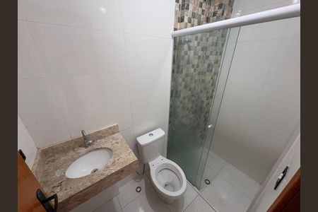 Apartamento para alugar com 60m², 2 quartos e sem vagaBanheiro