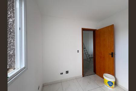 Quarto 2 de apartamento para alugar com 2 quartos, 60m² em Jardim Mangalot, São Paulo