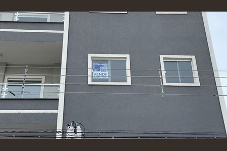 Apartamento à venda com 42m², 2 quartos e 1 vaga Apartamento à venda com 42m², 2 quartos e 1 vagaFachada+Placa