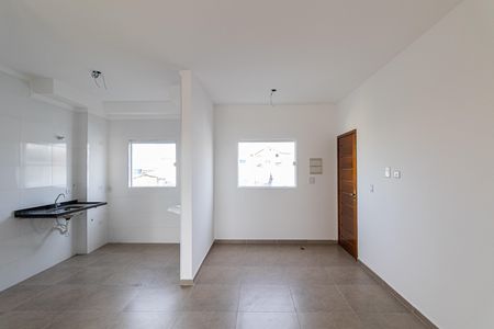 Apartamento à venda com 42m², 2 quartos e 1 vaga Apartamento à venda com 42m², 2 quartos e 1 vagaSala/Cozinha/Área de Serviço