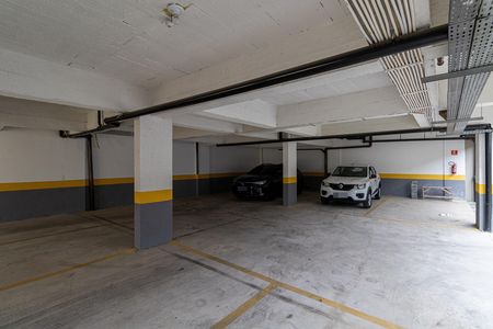 Apartamento à venda com 42m², 2 quartos e 1 vaga Apartamento à venda com 42m², 2 quartos e 1 vagaÁrea Comum - Garagem