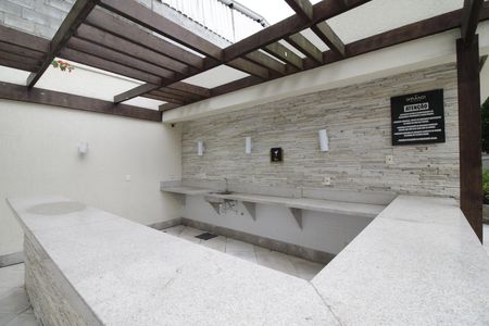 Apartamento para alugar com 36m², 1 quarto e 1 vagabar