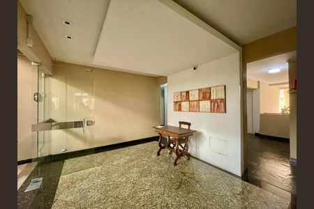 Apartamento para alugar com 160m², 3 quartos e 2 vagas