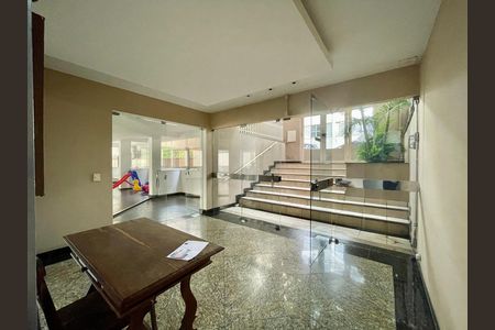 Apartamento para alugar com 160m², 3 quartos e 2 vagas