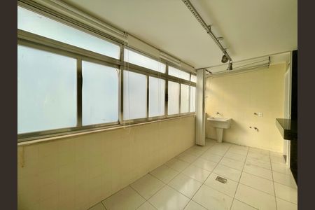 Apartamento para alugar com 160m², 3 quartos e 2 vagas