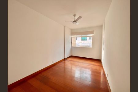 Apartamento para alugar com 160m², 3 quartos e 2 vagas