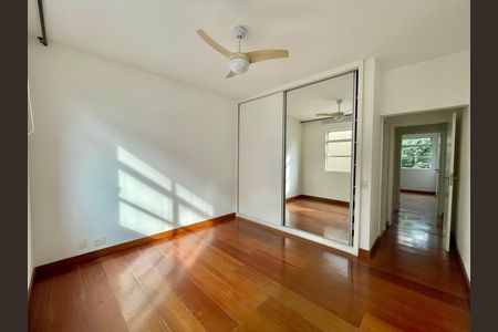 Apartamento para alugar com 160m², 3 quartos e 2 vagas