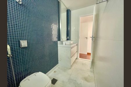 Apartamento para alugar com 160m², 3 quartos e 2 vagas