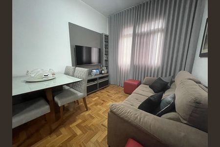 Apartamento à venda com 68m², 2 quartos e 1 vagaSala