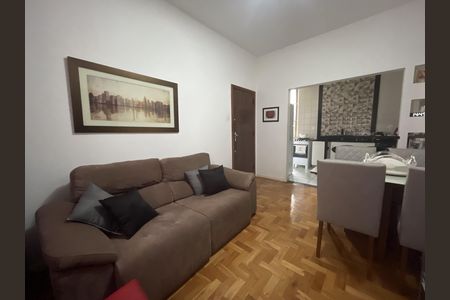 Apartamento à venda com 68m², 2 quartos e 1 vagaQuarto