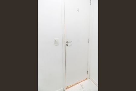 Apartamento à venda com 57m², 2 quartos e 1 vaga Apartamento à venda com 57m², 2 quartos e 1 vagaBanheiro 2