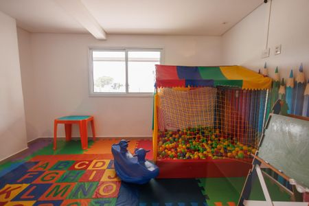 Apartamento para alugar com 69m², 2 quartos e 1 vaga Apartamento para alugar com 69m², 2 quartos e 1 vagaÁrea comum - Brinquedoteca