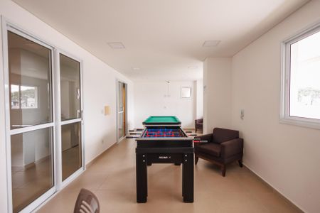Apartamento para alugar com 69m², 2 quartos e 1 vaga Apartamento para alugar com 69m², 2 quartos e 1 vagaÁrea comum - Sala de Jogos
