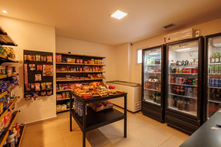 Apartamento para alugar com 69m², 2 quartos e 1 vaga Apartamento para alugar com 69m², 2 quartos e 1 vagaÁrea comum - Mini Mercado