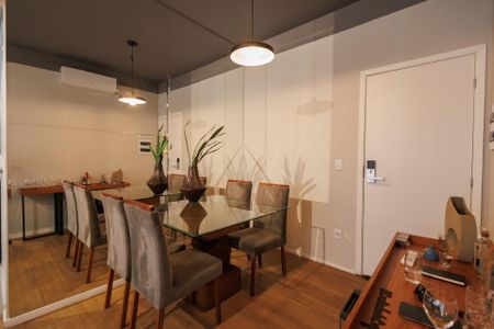 Apartamento para alugar com 69m², 2 quartos e 1 vaga Apartamento para alugar com 69m², 2 quartos e 1 vagaSala de jantar
