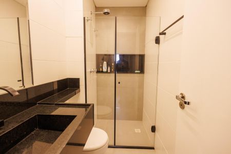 Apartamento para alugar com 69m², 2 quartos e 1 vaga Apartamento para alugar com 69m², 2 quartos e 1 vagaBanheiro Corredor
