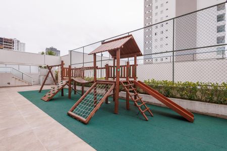 Apartamento para alugar com 69m², 2 quartos e 1 vaga Apartamento para alugar com 69m², 2 quartos e 1 vagaÁrea comum - Playground