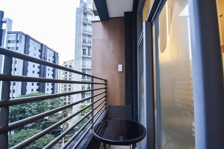 Varanda de kitnet/studio à venda com 1 quarto, 38m² em Vila Mariana, São Paulo