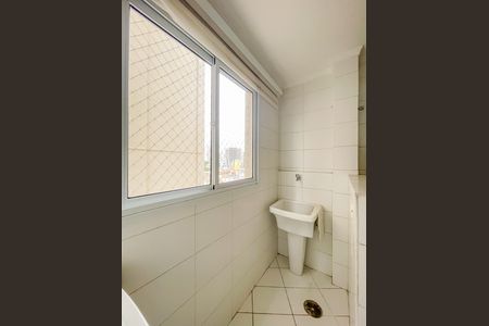Apartamento à venda com 74m², 2 quartos e 1 vaga Apartamento à venda com 74m², 2 quartos e 1 vagaÁrea de Serviço