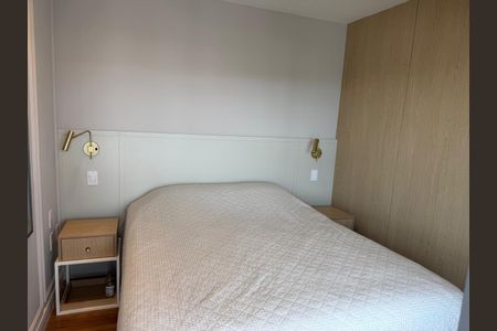 Apartamento à venda com 155m², 4 quartos e 3 vagas Apartamento à venda com 155m², 4 quartos e 3 vagasSuíte