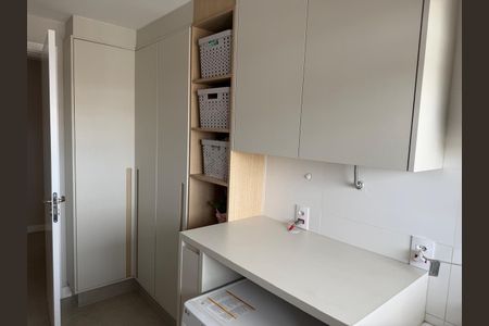 Apartamento à venda com 155m², 4 quartos e 3 vagas Apartamento à venda com 155m², 4 quartos e 3 vagasÁrea de Serviço