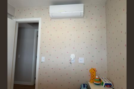 Apartamento à venda com 155m², 4 quartos e 3 vagas Apartamento à venda com 155m², 4 quartos e 3 vagasQuarto