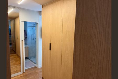 Apartamento à venda com 155m², 4 quartos e 3 vagas Apartamento à venda com 155m², 4 quartos e 3 vagasQuarto