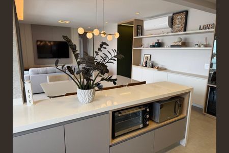 Apartamento à venda com 155m², 4 quartos e 3 vagas Apartamento à venda com 155m², 4 quartos e 3 vagasCozinha