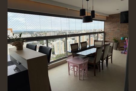 Apartamento à venda com 155m², 4 quartos e 3 vagas Apartamento à venda com 155m², 4 quartos e 3 vagasVaranda