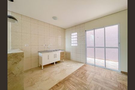 Casa à venda com 70m², 2 quartos e 1 vaga Casa à venda com 70m², 2 quartos e 1 vagaCozinha