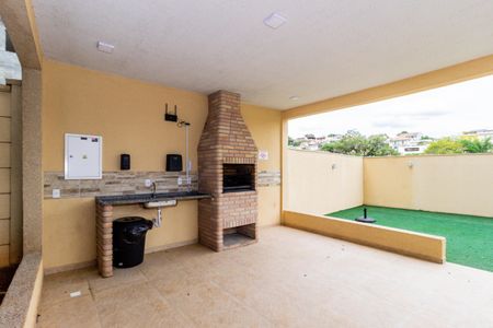 Apartamento à venda com 38m², 2 quartos e sem vagaÁrea comum - Churrasqueira