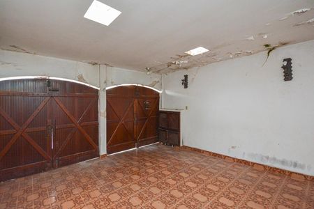 Garagem de casa para alugar com 3 quartos, 160m² em Vila Marari, São Paulo