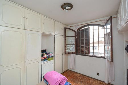 Quarto 1 de casa para alugar com 3 quartos, 160m² em Vila Marari, São Paulo
