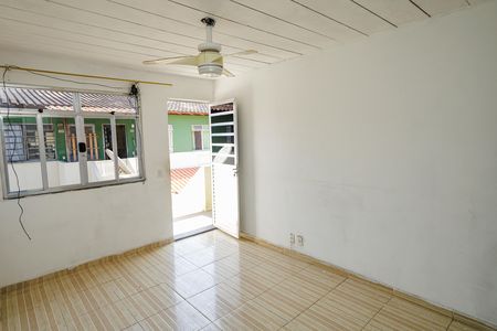 Sala  de apartamento para alugar com 2 quartos, 30m² em Cosmos, Rio de Janeiro
