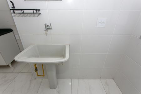 Apartamento para alugar com 47m², 2 quartos e 1 vaga Apartamento para alugar com 47m², 2 quartos e 1 vagaÁrea de Serviço
