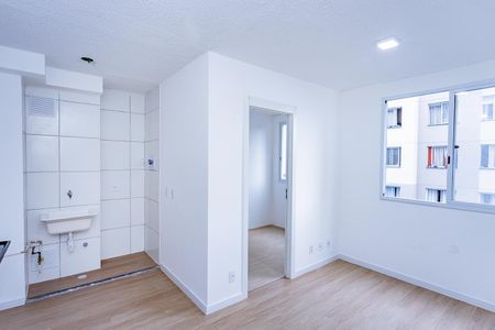 Apartamento para alugar com 35m², 2 quartos e sem vaga Apartamento para alugar com 35m², 2 quartos e sem vagaSala, cozinha e área de serviço