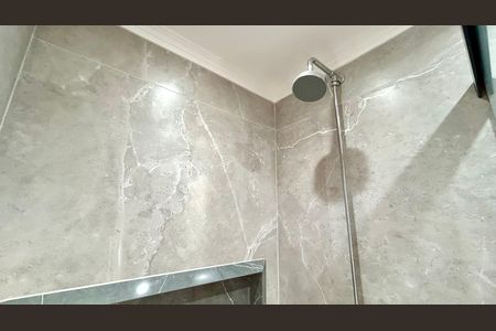 Apartamento à venda com 106m², 2 quartos e 1 vaga Apartamento à venda com 106m², 2 quartos e 1 vagaBanheiro