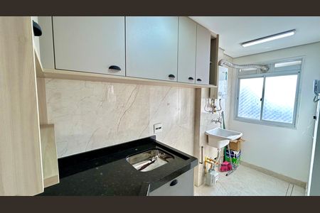 Apartamento à venda com 106m², 2 quartos e 1 vaga Apartamento à venda com 106m², 2 quartos e 1 vagaCozinha