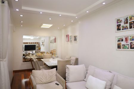 Sala de casa à venda com 5 quartos, 180m² em Jardim Sao Joao (zona Leste), São Paulo