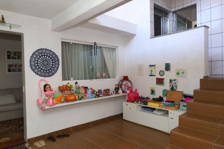 Casa à venda com 180m², 5 quartos e 2 vagasÁrea comum