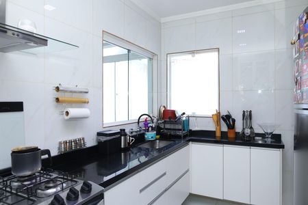 Casa à venda com 180m², 5 quartos e 2 vagasCozinha