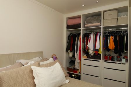 Casa à venda com 180m², 5 quartos e 2 vagasQuarto 2