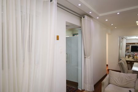 Casa à venda com 180m², 5 quartos e 2 vagasSala