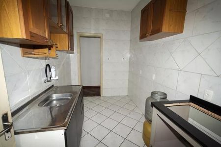 Apartamento à venda com 105m², 3 quartos e sem vaga Apartamento à venda com 105m², 3 quartos e sem vagaCozinha