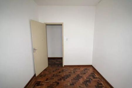 Quarto de apartamento à venda com 3 quartos, 105m² em Santa Cecília, Porto Alegre