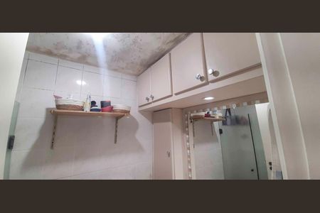 Apartamento à venda com 58m², 2 quartos e 2 vagas Apartamento à venda com 58m², 2 quartos e 2 vagasBanheiro Social