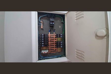 Apartamento à venda com 58m², 2 quartos e 2 vagas Apartamento à venda com 58m², 2 quartos e 2 vagasQuadro de Luz