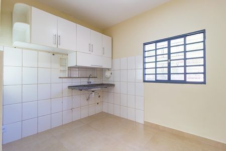 Casa para alugar com 70m², 2 quartos e 1 vaga Casa para alugar com 70m², 2 quartos e 1 vagaCozinha