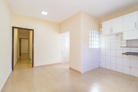 Sala de casa para alugar com 2 quartos, 70m² em Vila Oratorio, São Paulo