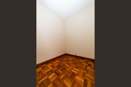 Apartamento à venda com 141m², 3 quartos e 1 vaga Apartamento à venda com 141m², 3 quartos e 1 vagaQuarto de Serviço